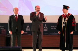 Министр поздравил выпускников